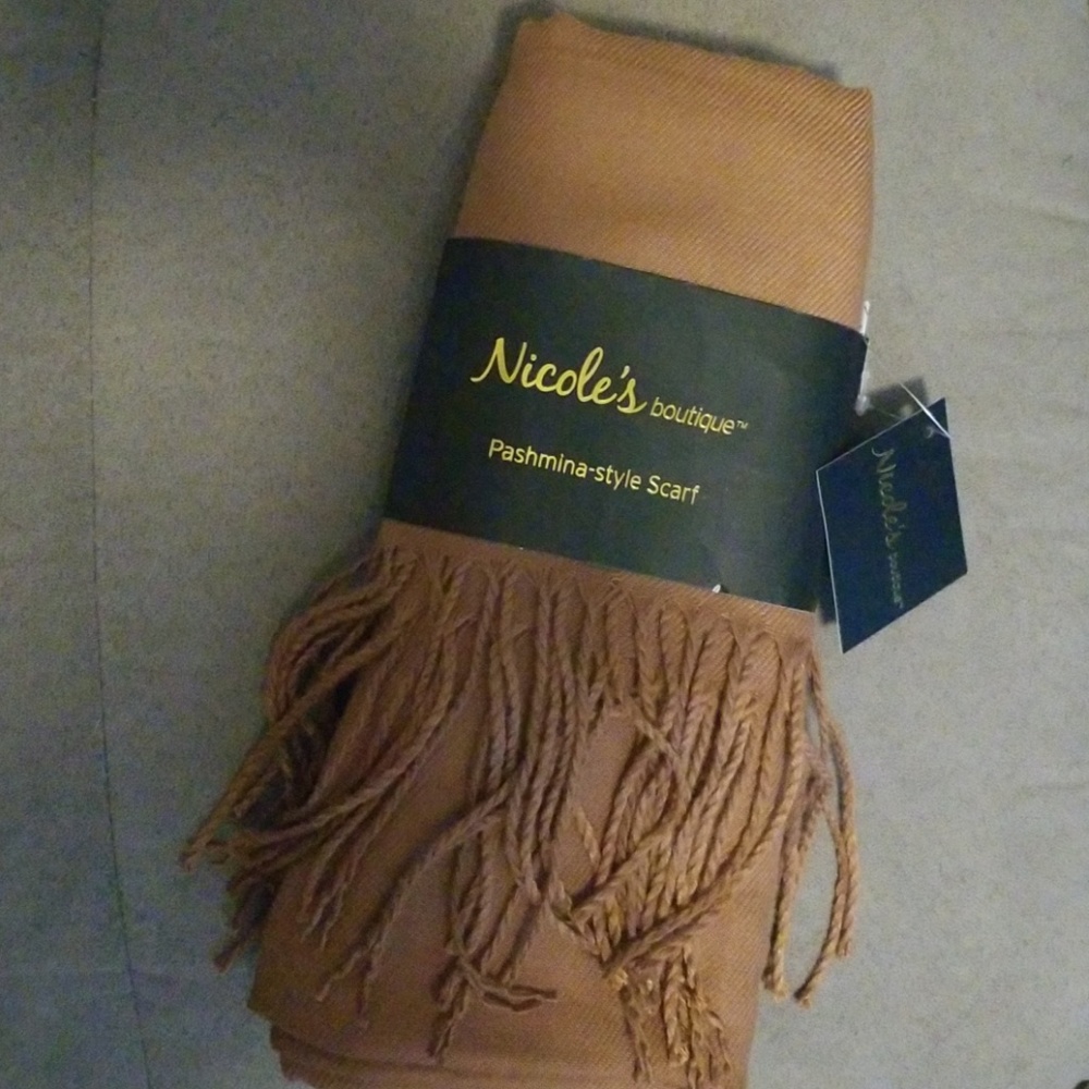 Pashmina scarf